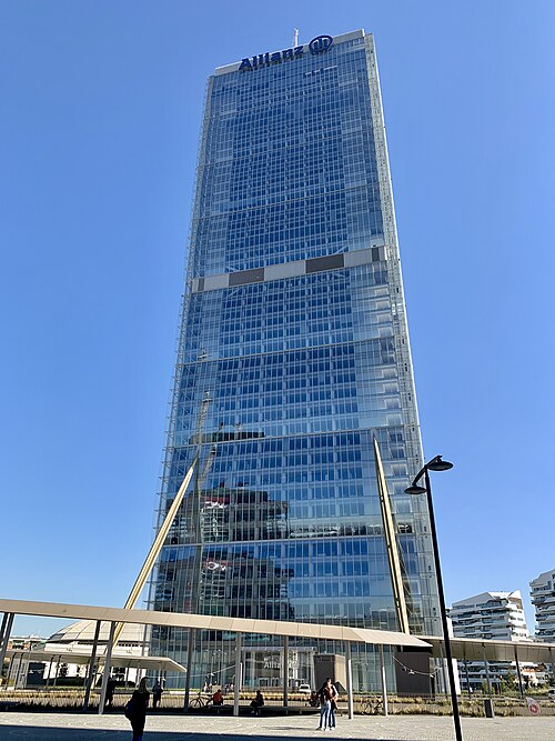 Allianz Tower